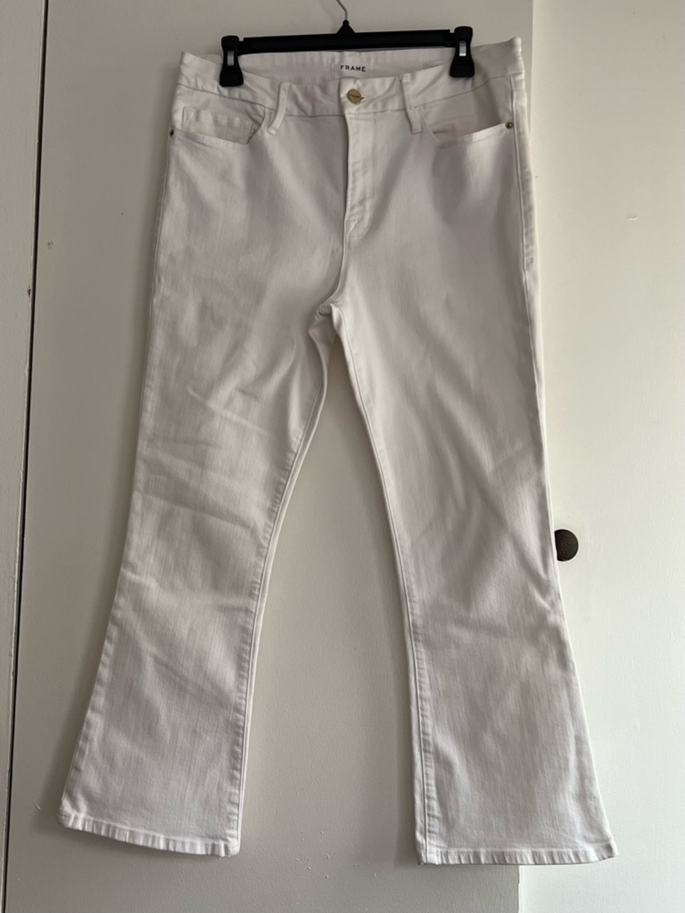 Frame Denim White Le Crop Mini Boot Jeans